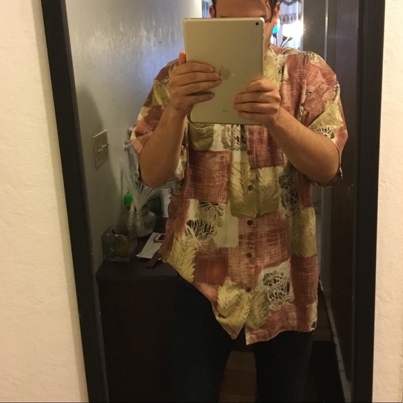 Beautiful silk shirt from Hawaii! - Picture 8 of 10